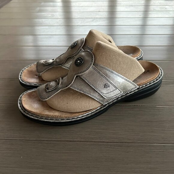Finn Comfort Wichita Sandal Thong Flip Flop Pewter Silver Leather Size 42 Metall - Picture 1 of 15